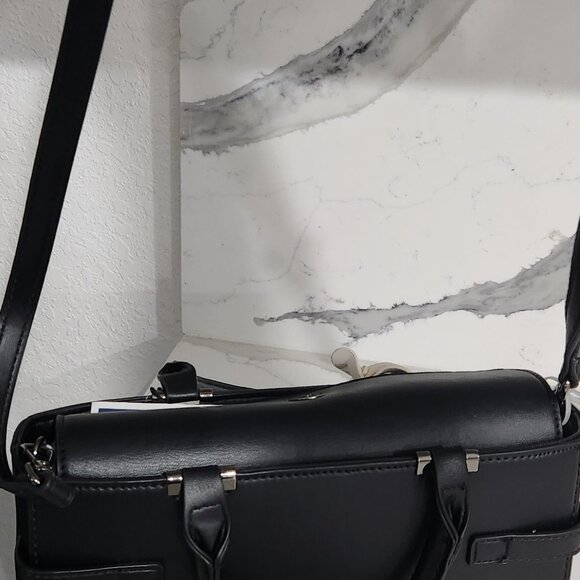 New purses - Picture 15 of 16